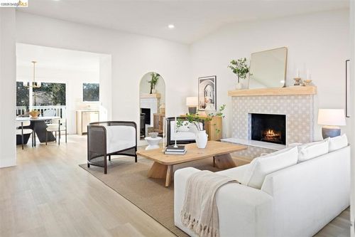 2973 Ralston Way, Fairview, CA, 94541-3356 | Card Image