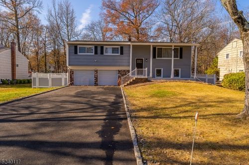 261 River Bend Rd, Berkeley Heights, NJ, 07922-1843 | Card Image