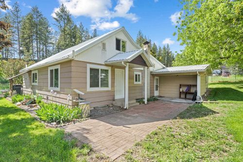 611 Hegney Way, Colville, WA, 99114-9122 | Card Image