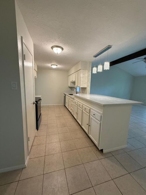 10123 Kent Towne Ln, Sugar Land, TX, 77498-1511 | Card Image