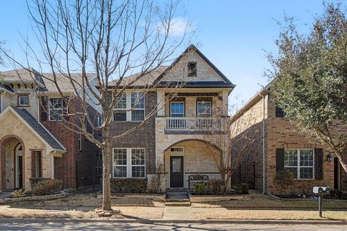 228 Buckingham Ave, Euless, TX, 76040-3207 | Card Image