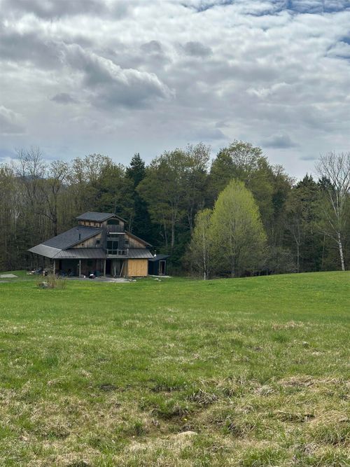 401 Stagecoach Ln, Waterbury Ctr, VT, 05677-4447 | Card Image