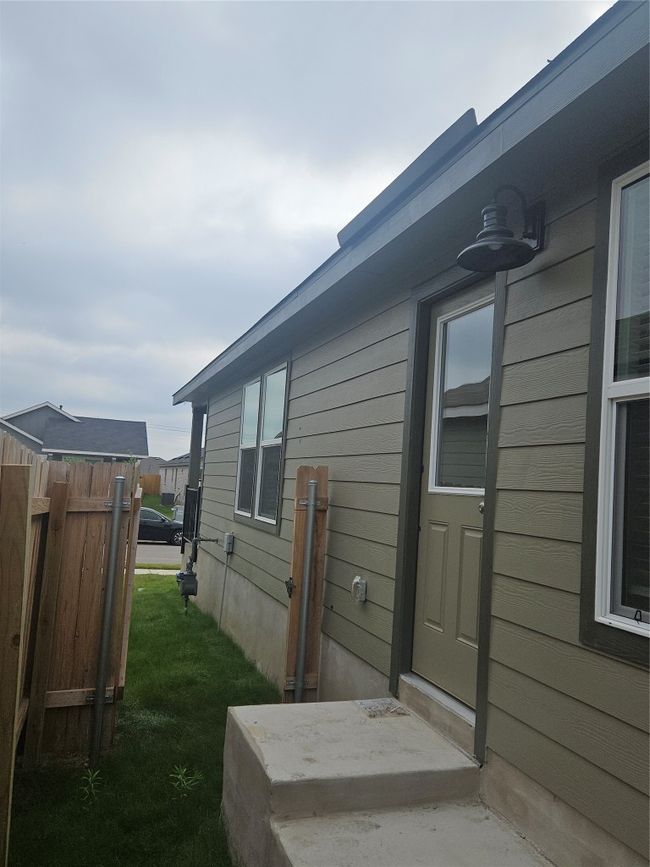 View of property exterior | Image 25