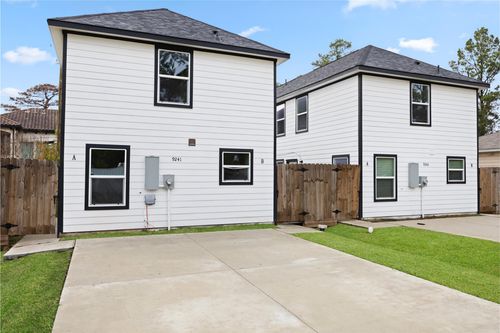 9241 Seeker St, Houston, TX, 77028-1109 | Card Image