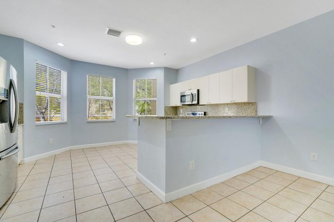 2148 Shoma Drive, Townhouse with 3 bedrooms, 3 bathrooms and null parking in Royal Palm Beach FL | Image 11