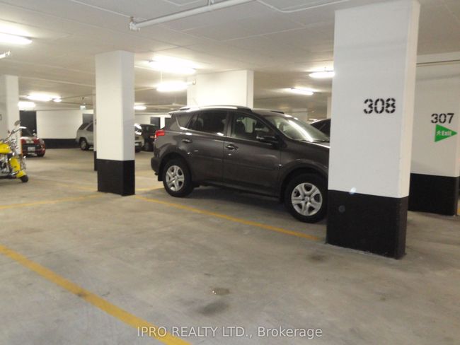 803 - 2520 Eglinton Ave W, Condo with 3 bedrooms, 2 bathrooms and null parking in Mississauga ON | Image 28