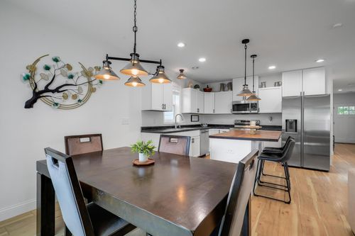 703 Surrey Ave, Saint Paul, MN, 55106-5521 | Card Image