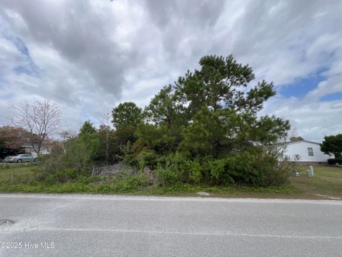 7613 Yvonne Rd, Wilmington, NC, 28411-9443 | Card Image