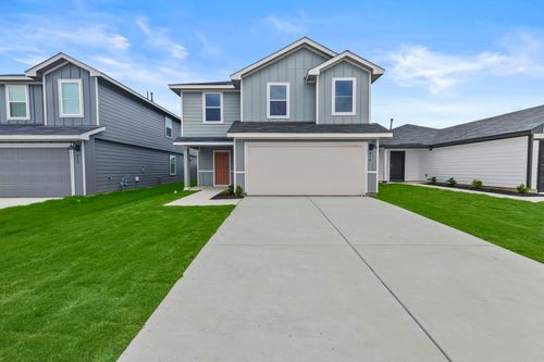 172 Surrey Oaks, Maxwell, TX, 78656 | Card Image