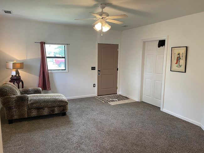7 | Image 4