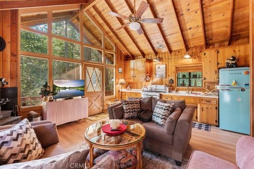 697 Mormon Springs Rd, Crestline, CA, 92325-9468 | Card Image