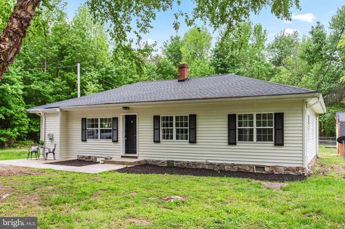49725 Fresh Pond Neck Rd, Scotland, MD, 20687-3411 | Card Image