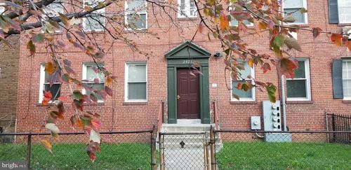 2821 7th St Ne, WASHINGTON, DC, 20017-1311 | Card Image