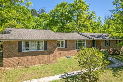 195 Marshall Rd Ne, Milledgeville, GA, 31061-9096 | Card Image