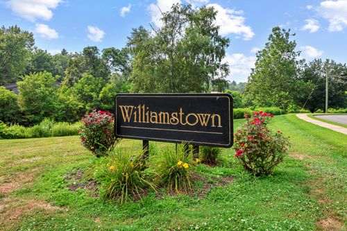 218-218 Williamstown Ct, Newington, CT, 06111-1421 | Card Image