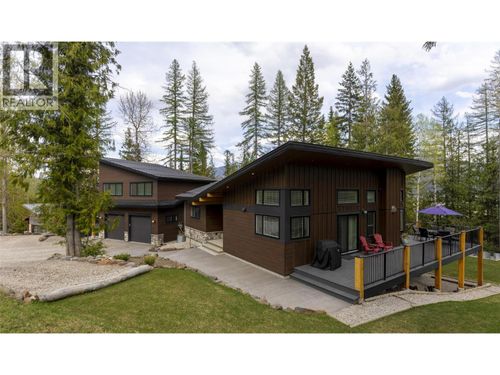 9 Lodge Trail Lane, Fernie, BC, V0B1M5 | Card Image