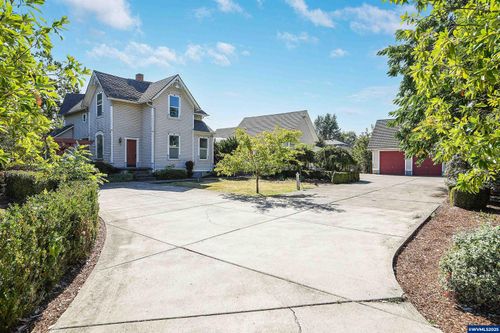 411 Monmouth St, Independence, OR, 97351 | Card Image