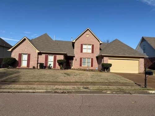 10216 Woodland Hills Dr, Cordova, TN, 38018 | Card Image