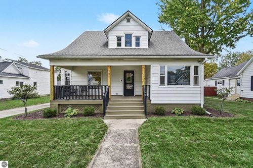 131 4th St, Breckenridge, MI, 48615-2503 | Card Image