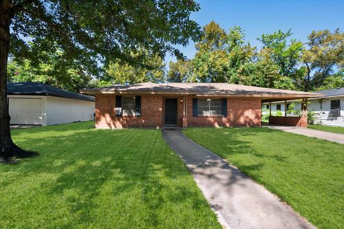 902 N 23 1/2 St, Corsicana, TX, 75110-3502 | Card Image