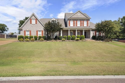 2830 Manning Cir S, Nesbit, MS, 38651-9404 | Card Image
