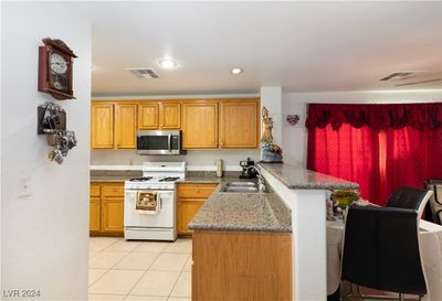 1259 Plum Canyon Street, House other with 3 bedrooms, 2 bathrooms and null parking in Las Vegas NV | Image 3