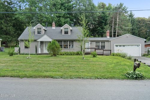 9 Sunset Drive, Troy, NY, 12182 | Card Image