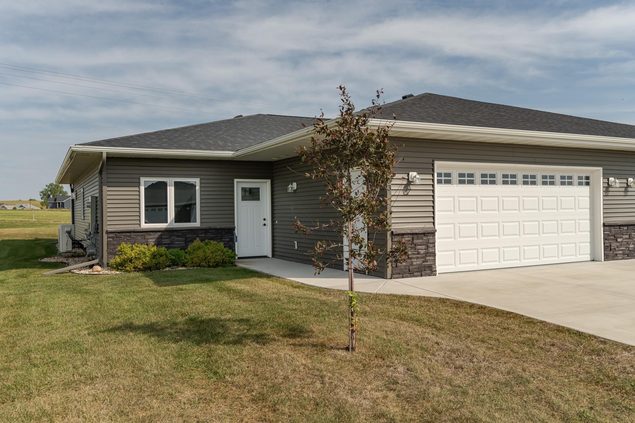 Tee Box Ln, Stewartville, MN 55976