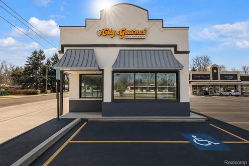 28407 5 Mile Rd, Livonia, MI, 48154-3819 | Card Image