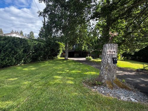 1719 Centennial Ave E, Comox, BC, V9M2W3 | Card Image