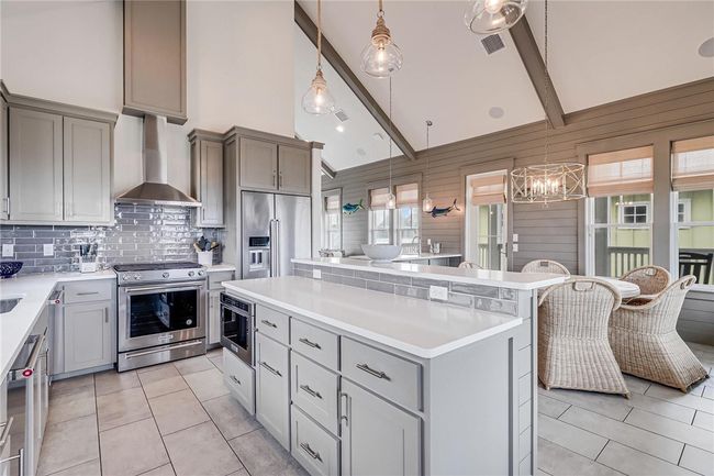 Kitchen/Greatroom | Image 6