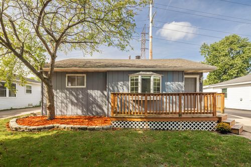 8208 Gordon Dr, Highland, IN, 46322 | Card Image