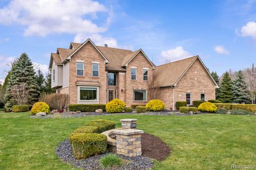 23152 Demick Court, Brownstown Charter Township, MI, 48134 | Card Image