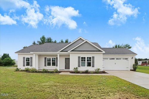102 E Sillinger Dr, Goldsboro, NC, 27534-9667 | Card Image