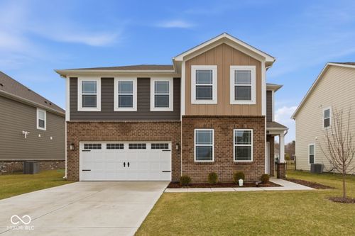 8750 Blackburn St, Fortville, IN, 46040-4017 | Card Image