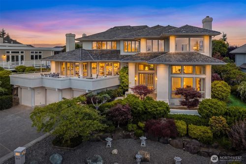 5414 154th Ave Se, Bellevue, WA, 98006-5300 | Card Image