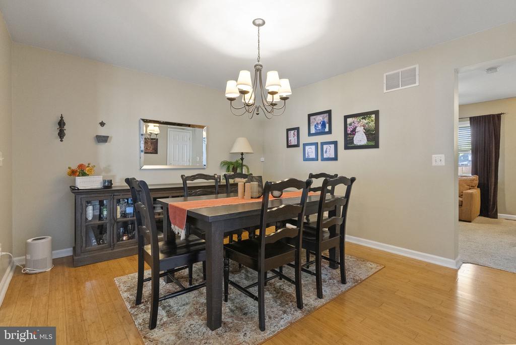 Residential in MAPLE SHADE 5