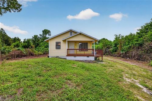 3740 18th Ave, Naples, FL, 34120-3521 | Card Image