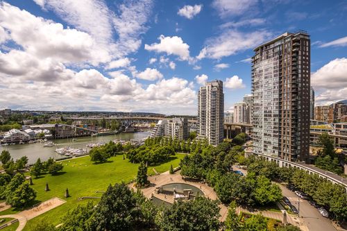 1705-455 Beach Cres, Vancouver, BC, V6Z3E5 | Card Image