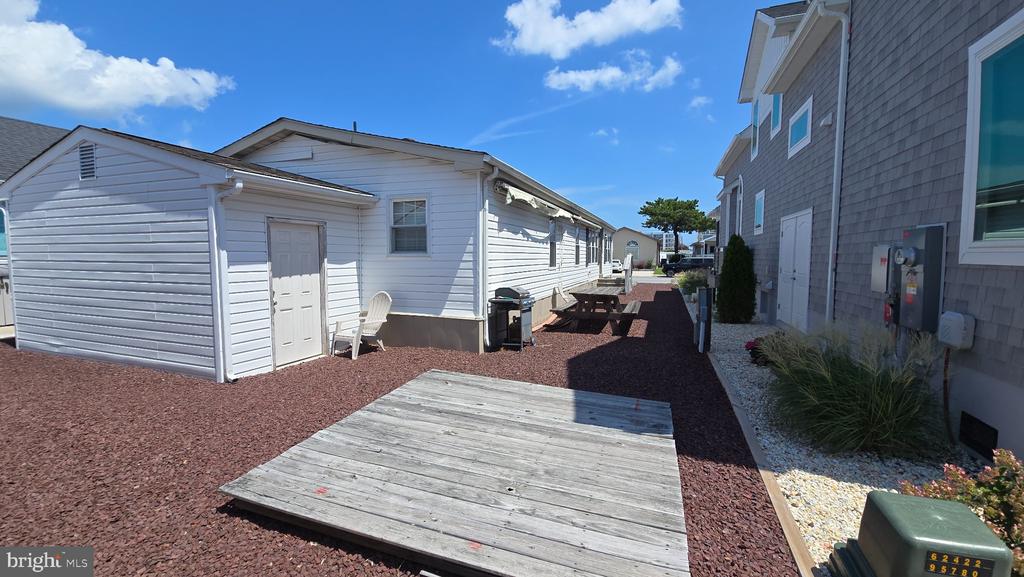 Residential in OCEAN CITY 5