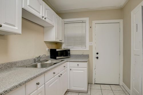 1-1935 Richmond Ave, Houston, TX, 77098-3343 | Card Image
