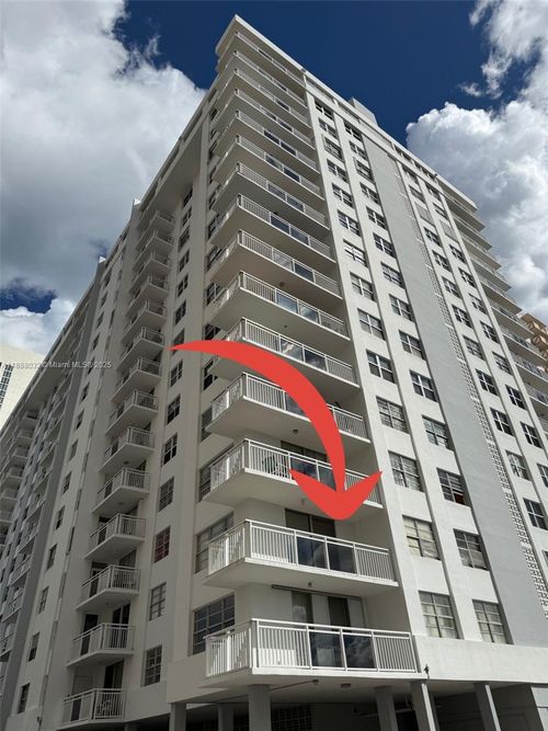 apt-201-1849 S Ocean Dr, Hallandale Beach, FL, 33009-4913 | Card Image