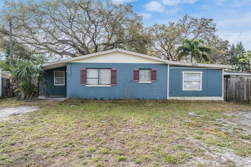 5475 70th Ln N, ST PETERSBURG, FL, 33709-1301 | Card Image