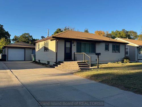 116 E 19th St, Grand Island, NE, 68801-2312 | Card Image