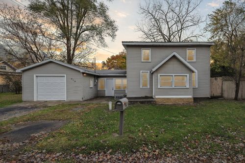 413 7th St, Michigan Center, MI, 49254-1309 | Card Image