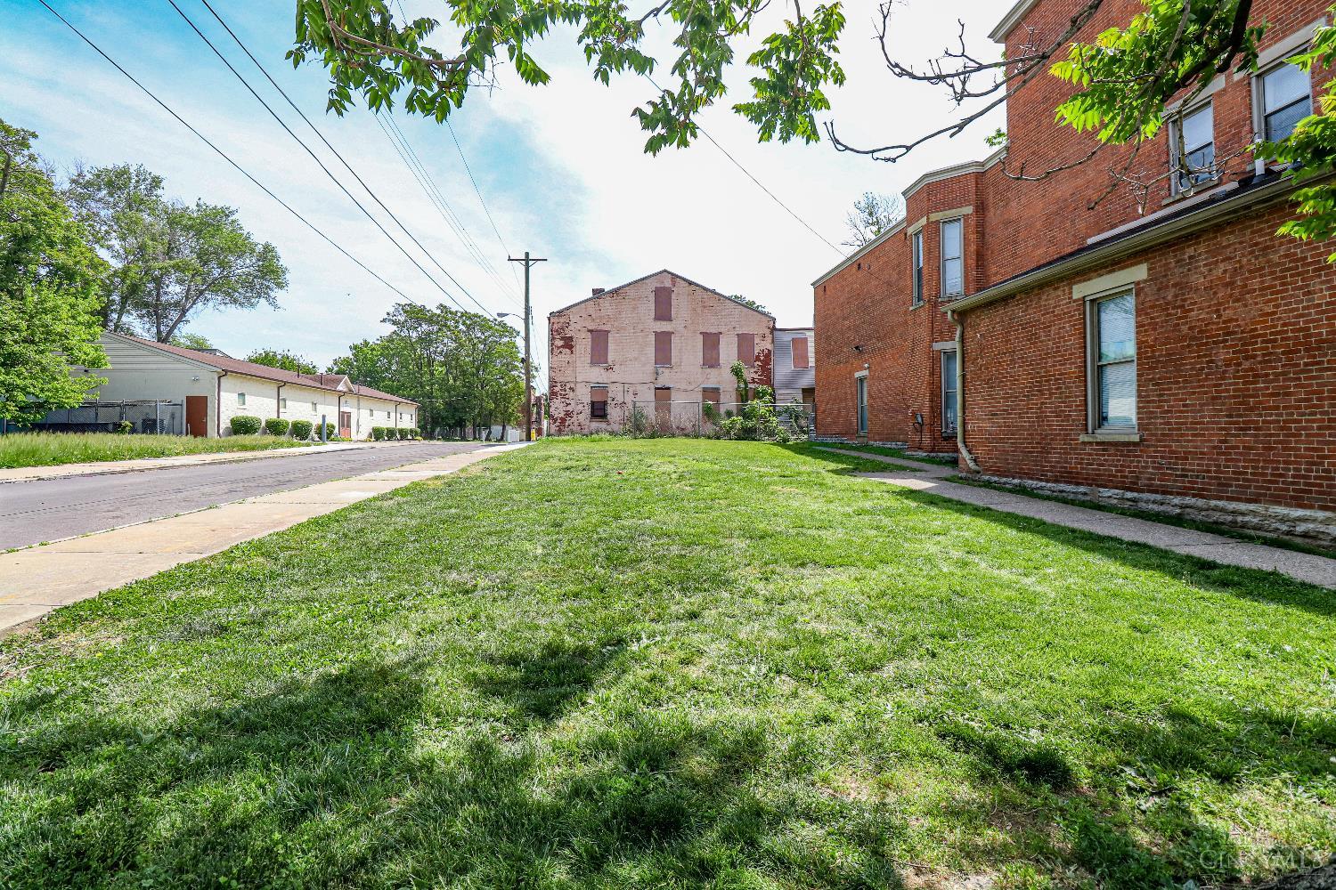 Land in Cincinnati