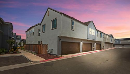 17481 Nightshore Dr, Lathrop, CA, 95330-8383 | Card Image