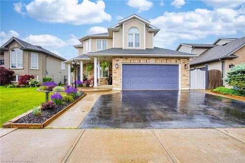101 Golden Acres Dr, Smithville, ON, L0R2A0 | Card Image