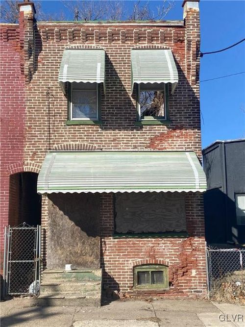 402 W 5th St, Chester, PA, 19013-4154 | Card Image