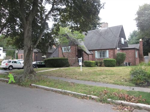 55 Burrell St, Melrose, MA, 02176-2432 | Card Image